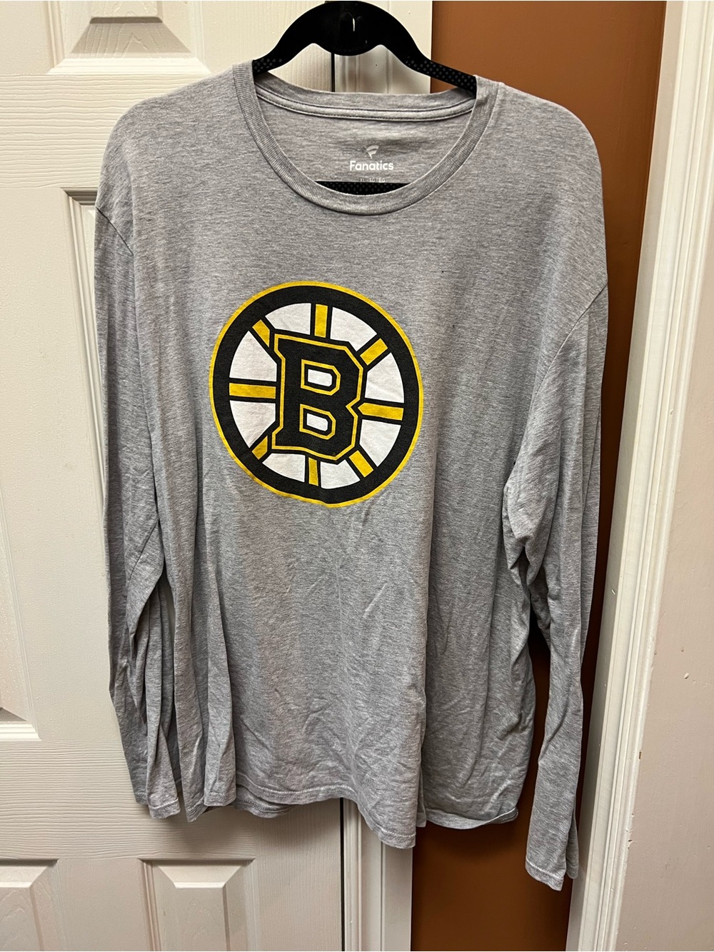 Fanatics Boston Bruins Grey Long Sleeve Tee